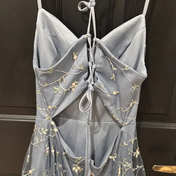 Grad Dress - Picture 5 of 12